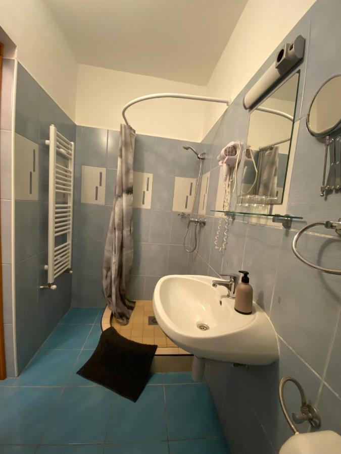 Verona Panzió Dobrokoz Esterno foto